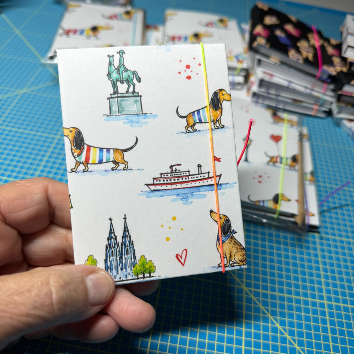 Kleiner Buchblock mit Bleistift · ca. DIN A7 · Unikat