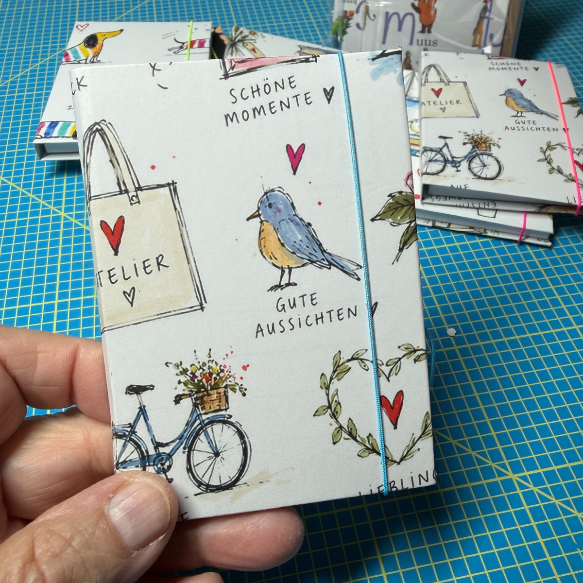 Kleiner Buchblock mit Bleistift · ca. DIN A7 · Unikat