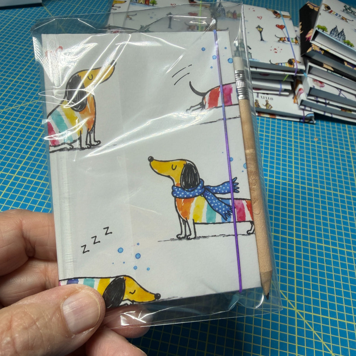 Kleiner Buchblock mit Bleistift · ca. DIN A7 · Unikat