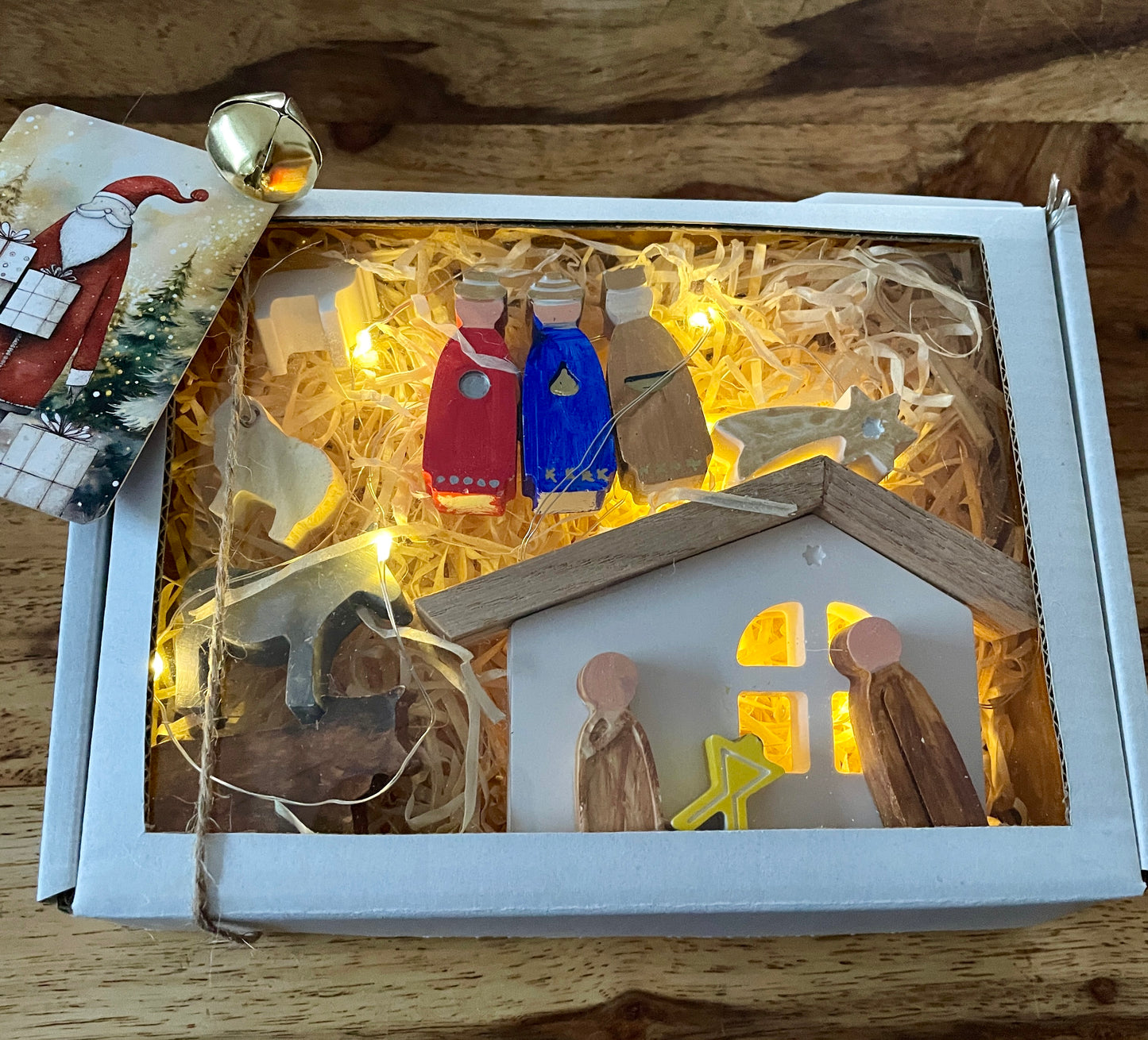 Mini-Weihnachtskrippen – handgegossen & individuell gestaltet