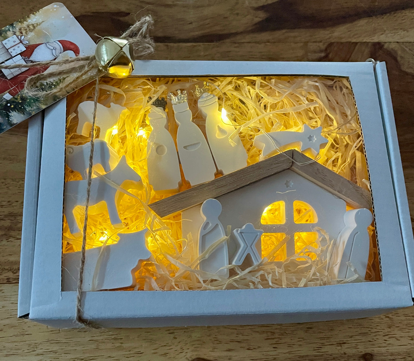 Mini-Weihnachtskrippen – handgegossen & individuell gestaltet