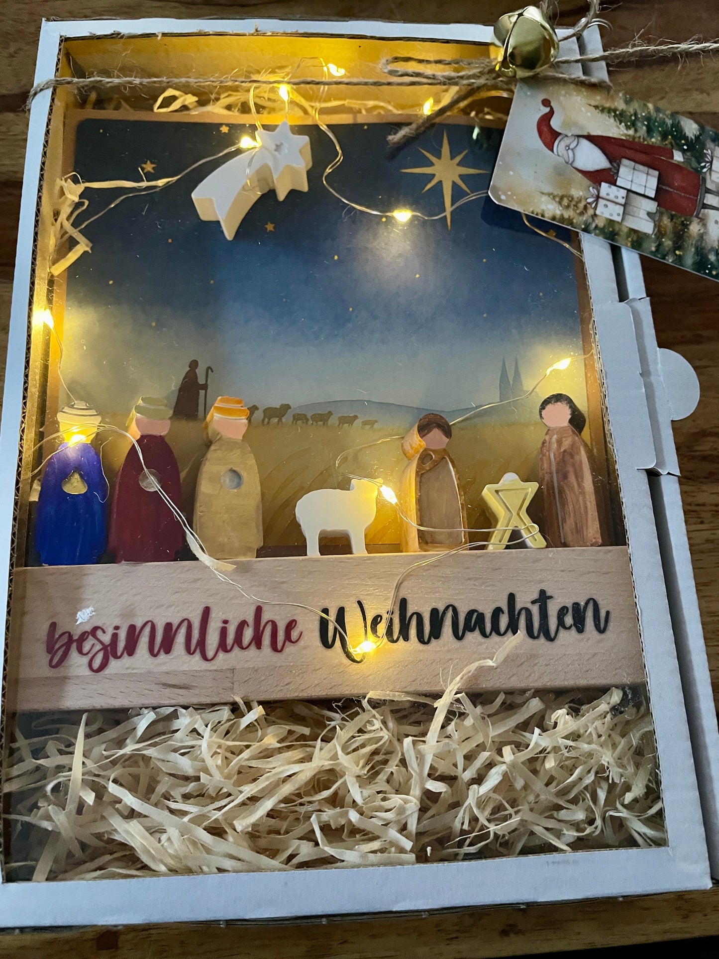 Mini-Weihnachtskrippen – handgegossen & individuell gestaltet